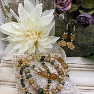 Elegant Gold and Green triple Strand Gemstone Bracelet Beaded Jewelry Set